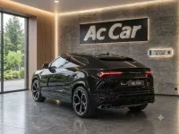 Usado Lamborghini Urus 665 CV (489 kW) 2023 Negro SUV