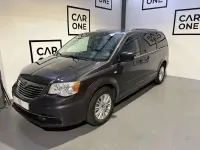Usado Lancia Voyager Gold 178 CV (130 kW) 2015 Gris Monovolumen