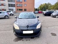Usado Renault Mégane Expression 110 CV (80 kW) 2012 Gris / plata Berlina
