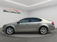 Usado Skoda Octavia Style 150 CV (110 kW) 2018 Negro Berlina