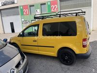 Usado VW Caddy 102 CV (75 kW) 2011 Amarillo Monovolumen
