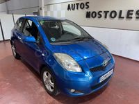Usado Toyota Yaris Connect Style 101 CV (74 kW) 2010 Azul Utilitario