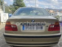 Usado BMW 320 136 CV (100 kW) 2002 Beige Berlina