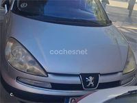 Usado Peugeot 807 Premium 136 CV (100 kW) 2007 Gris / plata Monovolumen