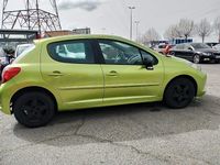 Usado Peugeot 207 90 CV (66 kW) 2007 Verde Berlina