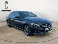 Usado Mercedes C220 Avantgarde 170 CV (125 kW) 2015 Gris / plata Berlina