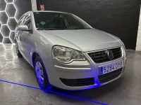 Usado VW Polo Sportline 80 CV (58 kW) 2007 Gris / plata Utilitario