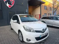 Usado Toyota Yaris Sport 90 CV (66 kW) 2012 Blanco Utilitario
