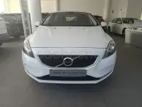 Usado Volvo V40 Kinetic 120 CV (88 kW) 2017 Blanco Berlina