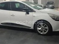Usado Renault Clio IV Collection 75 CV (55 kW) 2015 Blanco Berlina