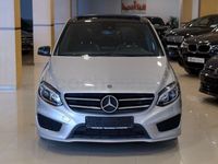 Usado Mercedes B200 136 CV (100 kW) 2018 Gris / plata Monovolumen