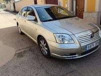 Usado Toyota Avensis Sol 116 CV (85 kW) 2006 Plateado Berlina