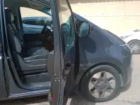 Usado Hyundai Staria 177 CV (130 kW) 2023 Negro Monovolumen