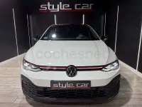 Usado VW Golf VIII GTI 245 CV (180 kW) 2021 Blanco Berlina