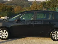 Usado Opel Zafira Tourer Expression 120 CV (88 kW) 2016 Negro Monovolumen