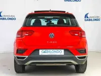 Begagnad VW T-Roc Advance 150 HK (110 kW) 2021 Röd SUV