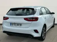 Usado Kia Ceed 100 CV (73 kW) 2025 Blanco Utilitario