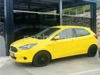 Usado Ford Ka Plus Ultimate 85 CV (62 kW) 2017 Amarillo Utilitario