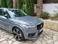 Usado Volvo XC90 Plus 235 CV (172 kW) 2023 Gris / plata SUV