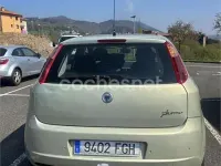 Usado Fiat Grande Punto Emotion 120 CV (88 kW) 2006 Verde Utilitario