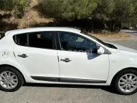 Usado Renault Mégane Dynamique 110 CV (80 kW) 2010 Blanco Berlina