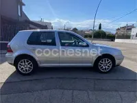 Usado VW Golf IV Highline 105 CV (77 kW) 2003 Gris / plata Berlina