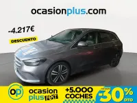 Usado Mercedes B200 150 CV (110 kW) 2021 Gris Utilitario