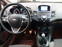 Usado Ford Fiesta ST-Line 101 CV (74 kW) 2017 Blanco Utilitario