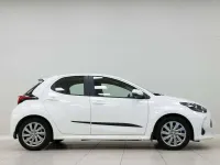 Usado Toyota Yaris Active 116 CV (85 kW) 2022 Blanco Utilitario