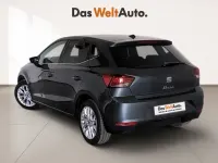Usado Seat Ibiza 115 CV (84 kW) 2024 Gris Utilitario