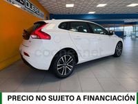 Usado Volvo V40 Momentum 120 CV (88 kW) 2018 Blanco Berlina