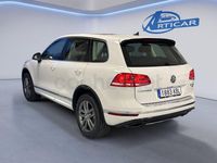 Usado VW Touareg R-line 262 CV (192 kW) 2017 Blanco SUV