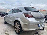 Usado Opel Astra GTC 100 CV (73 kW) 2007 Gris Berlina