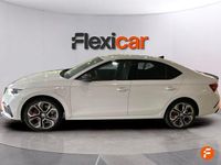 Usado Skoda Octavia RS 245 CV (180 kW) 2021 Blanco