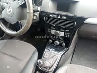 Usado Opel Astra Edition 110 CV (80 kW) 2009 Beige Berlina
