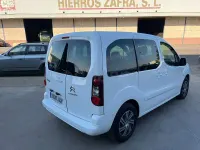 Usado Citroën Berlingo Feel 100 CV (73 kW) 2017 Blanco Monovolumen
