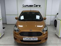 Usado Ford Ka Plus Ultimate 86 CV (63 kW) 2018 Naranja Utilitario