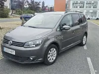 Usado VW Touran Advance 105 CV (77 kW) 2014 Gris / plata Monovolumen