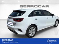 Usado Kia Ceed 100 CV (73 kW) 2023 Blanco Utilitario