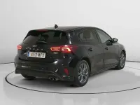 Usado Ford Focus ST-Line 155 CV (114 kW) 2023 Negro Utilitario