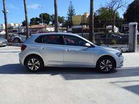 Usado VW Polo Life 95 CV (69 kW) 2021 Gris Utilitario