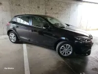Usado Renault Mégane LIMITED 116 CV (85 kW) 2015 Negro Utilitario