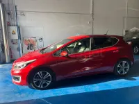 Usado Kia Ceed 120 CV (88 kW) 2016 Granate Utilitario