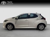 Usado Toyota Yaris Active 116 CV (85 kW) 2021 Blanco Utilitario