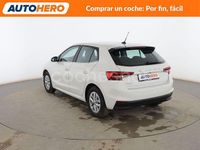 Usado Skoda Fabia 95 CV (69 kW) 2022 Blanco Berlina