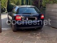 Usado Audi A3 Attraction 125 CV (91 kW) 2001 Azul Berlina
