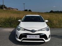 Usado Toyota Avensis Advance 143 CV (105 kW) 2016 Blanco Familiar