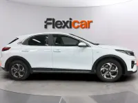 Usado Kia XCeed 120 CV (88 kW) 2021 Negro SUV