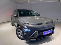 Usado Hyundai Kona 120 CV (88 kW) 2023 Gris / plata SUV