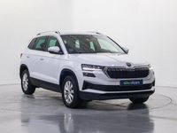 Usado Skoda Karoq Ambition 150 CV (110 kW) 2023 Blanco SUV